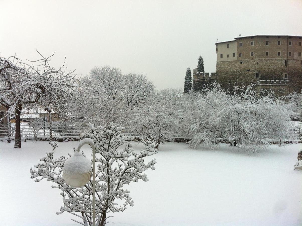 Vista Castello Bed & Breakfast Rovereto  Exterior foto