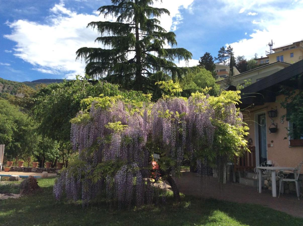 Vista Castello Bed & Breakfast Rovereto  Exterior foto